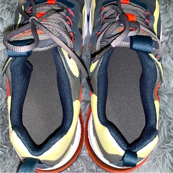 Nike Air Max React 270 7Youth/Womens 8.5 - Picture 6 of 15